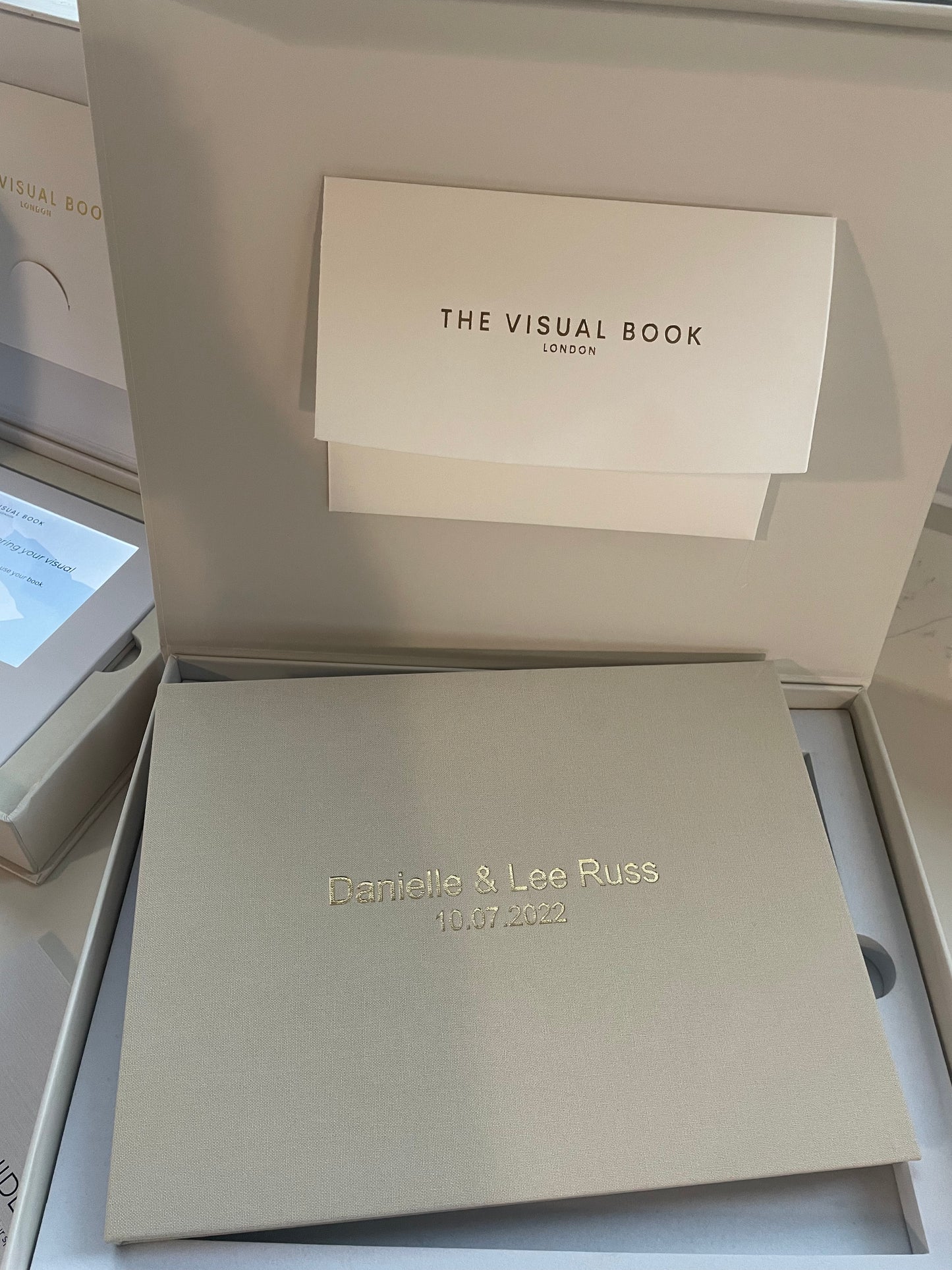 Visual Book Personalised